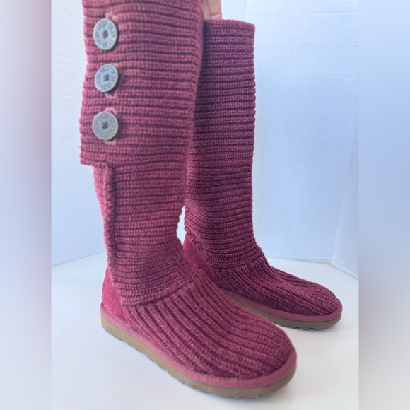 UGG Knit Sweater Classic Cardy Button Boots Casual Winter Fall Women’s Size 8 - Picture 4 of 8